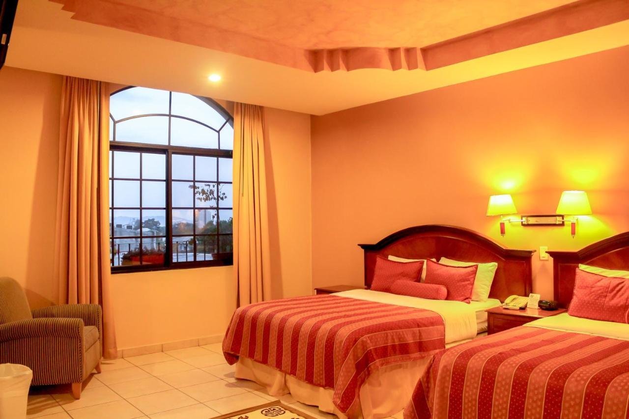 Hotel Monteolivos Сан-Педро-Сула Экстерьер фото